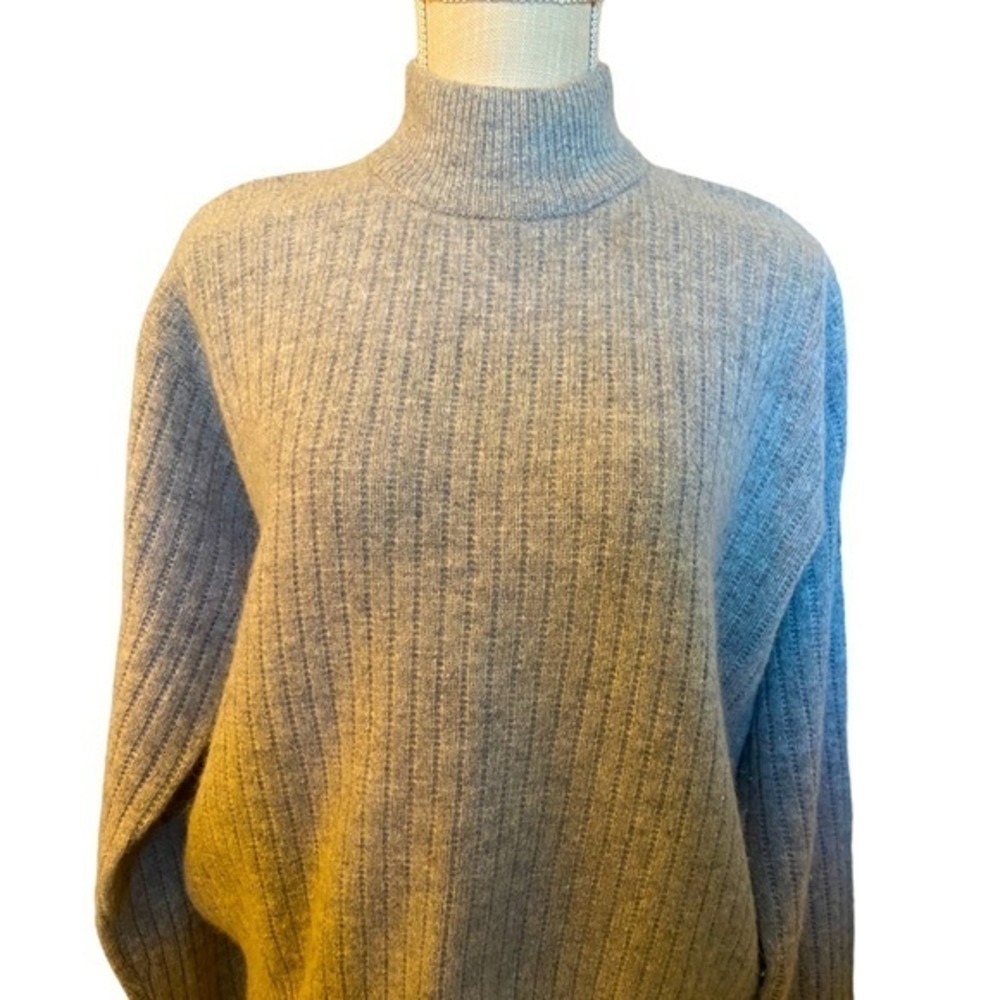 Lord and Taylor VTGE Women's Lambswool Angora Gray Ribbed Mock Neck Sweater SZ M